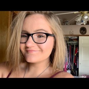 Meet your Posher, Logan